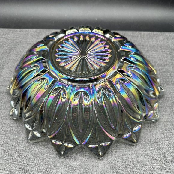 Federal Glass Bowl Petal Pattern Smoke Iridescent Amethyst Carnival 10.25" Vtg - Picture 6 of 12